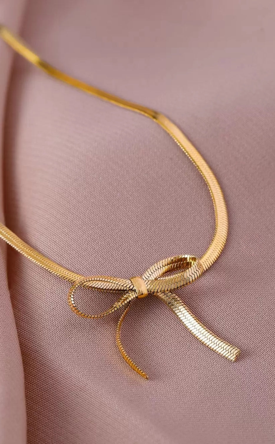 18k Elegant Bowknot Snake Chain Necklace – Gold Finish
