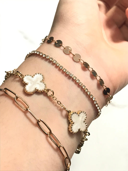 Set of 4 Delicate bracelets White/Bronze-gold