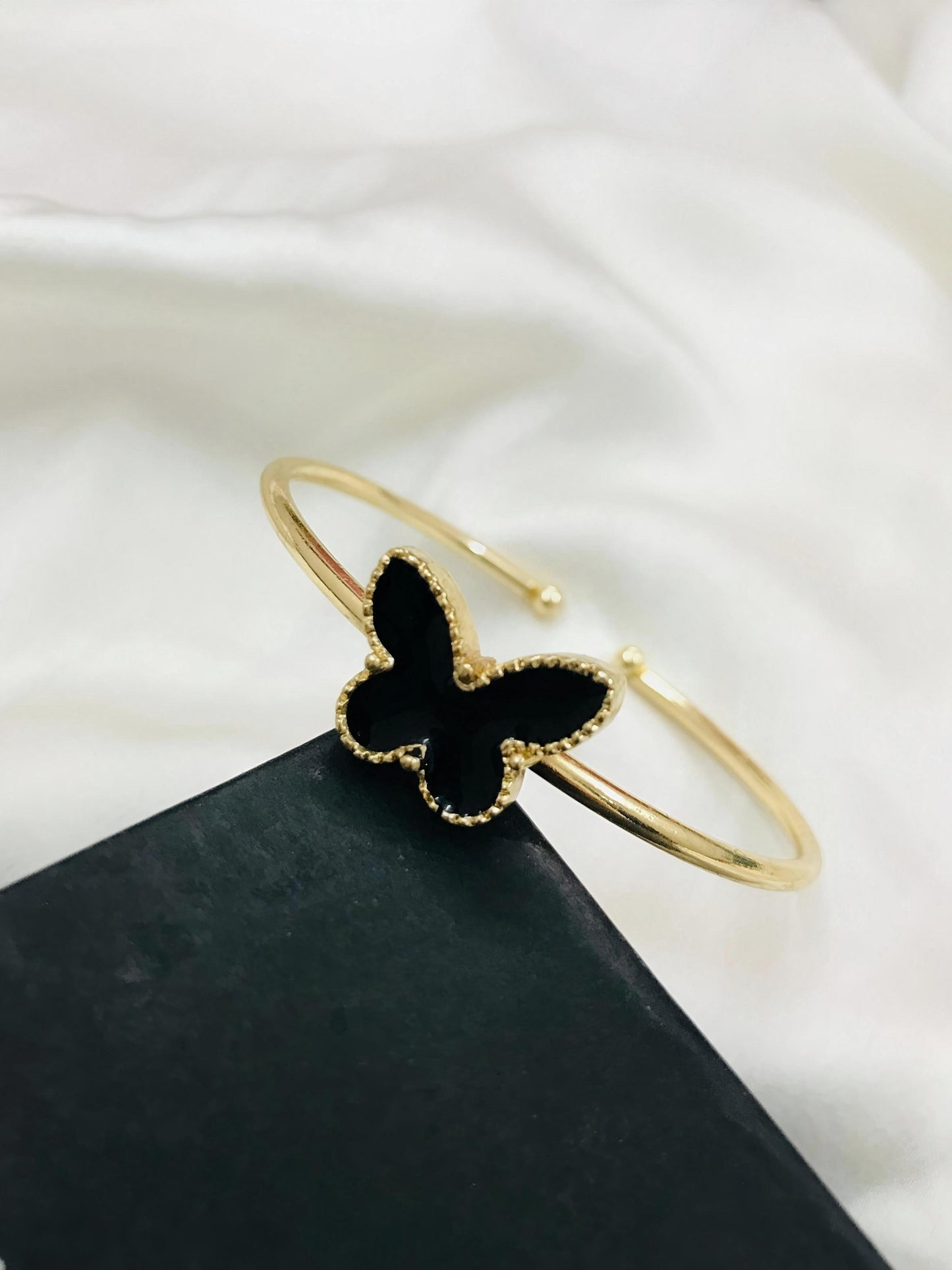 Elegant Butterfly Charm Bangle – Gold Finish