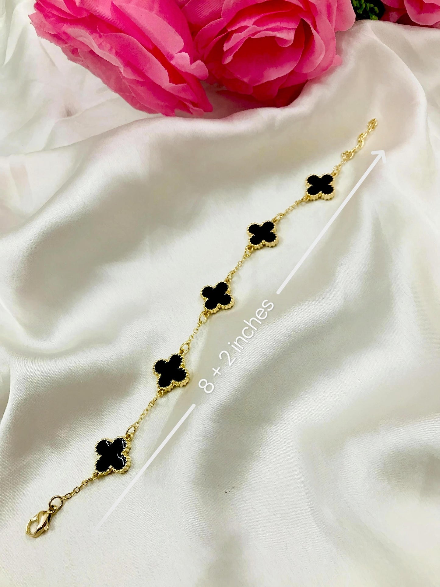 Elegant Black Clover Bracelet