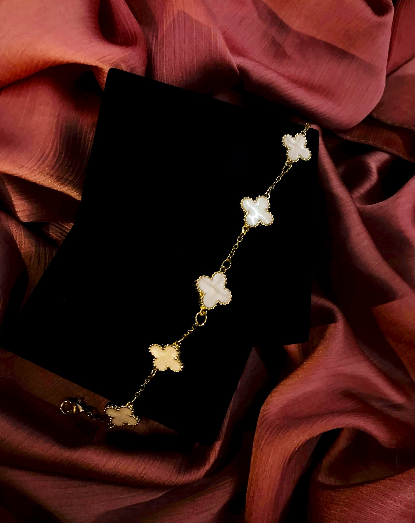 Set of 3 Clover bracelets